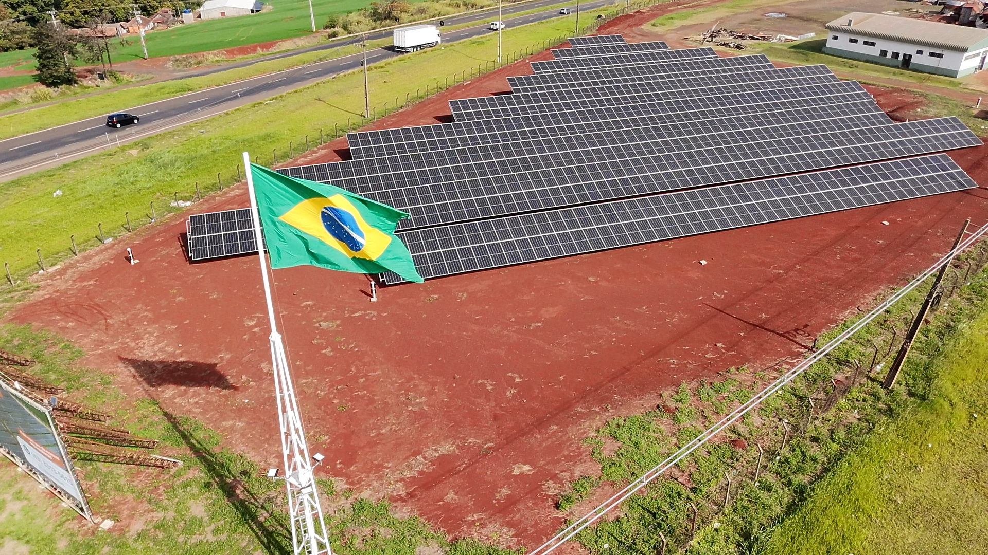Painéis Solares na filial de Rolândia